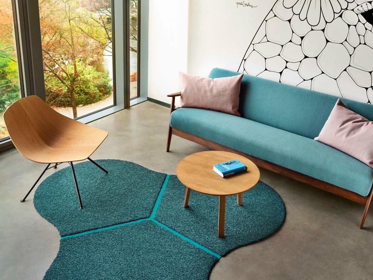 unusual shape of carpet for the living room